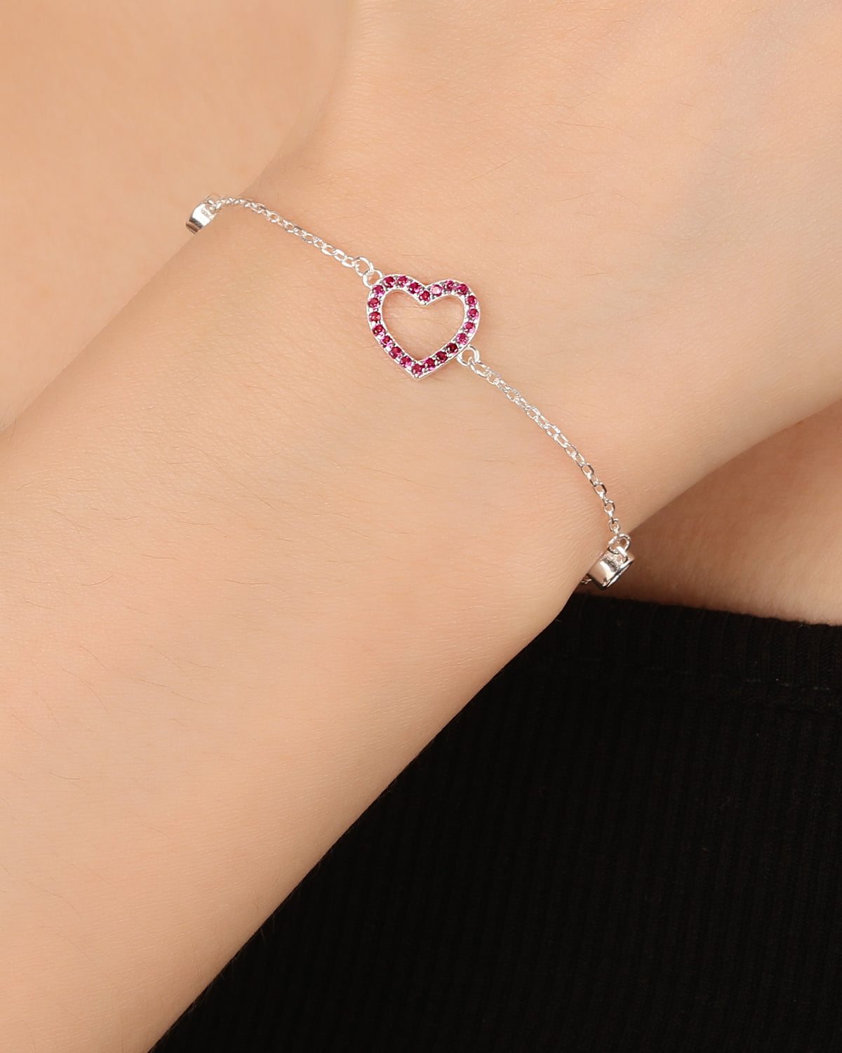 Pulsera sencilla de corazón con circonia 17+3cm en plateado