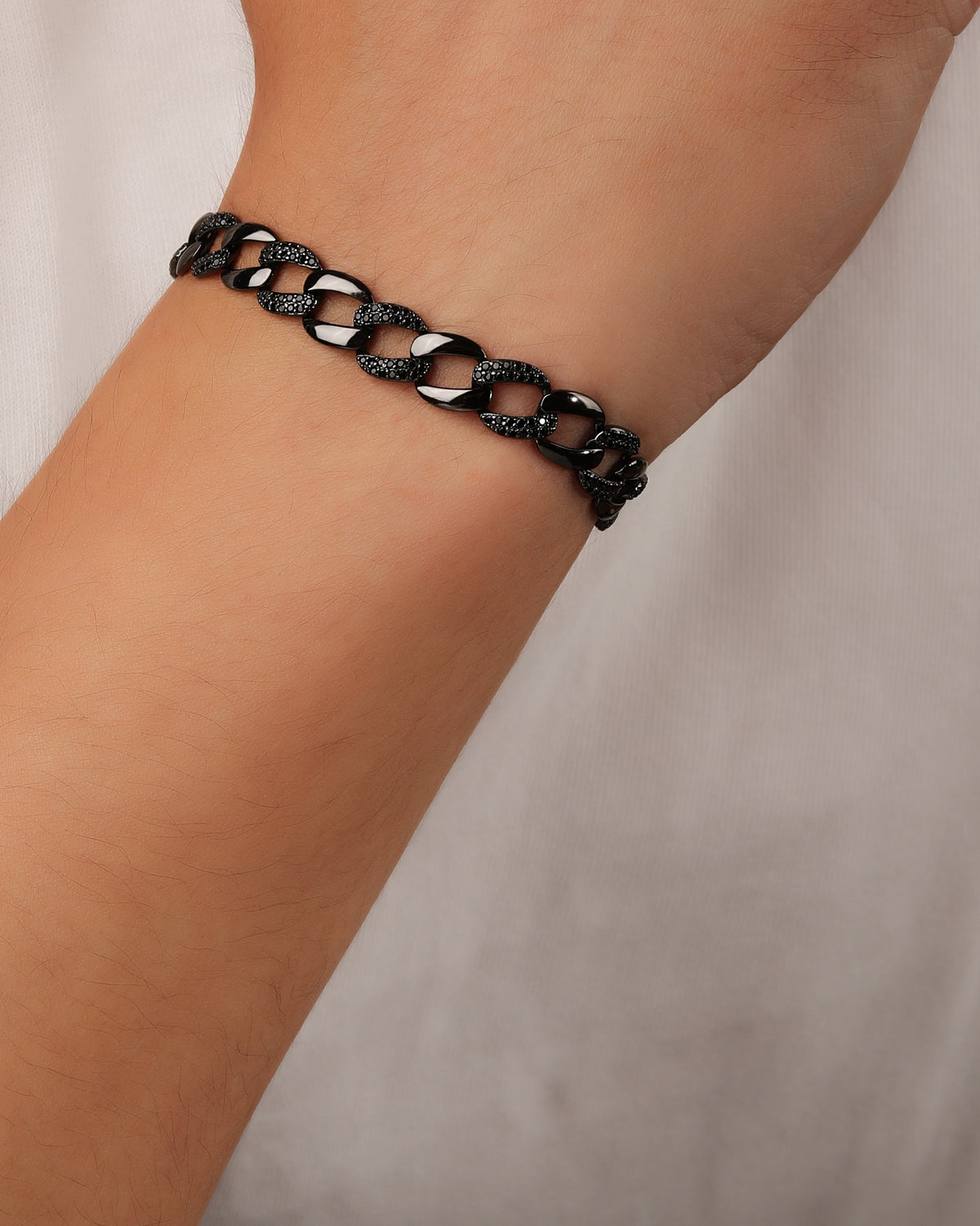 Pulsera en rodio negro