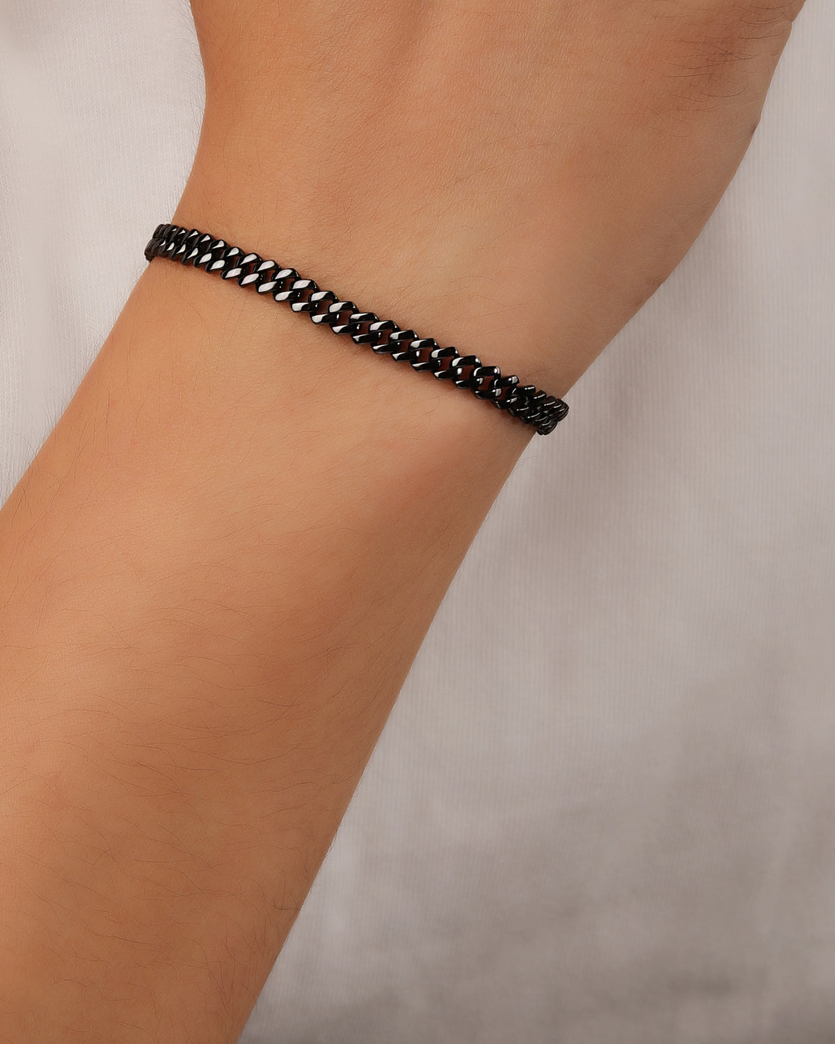 Pulsera en rodio negro